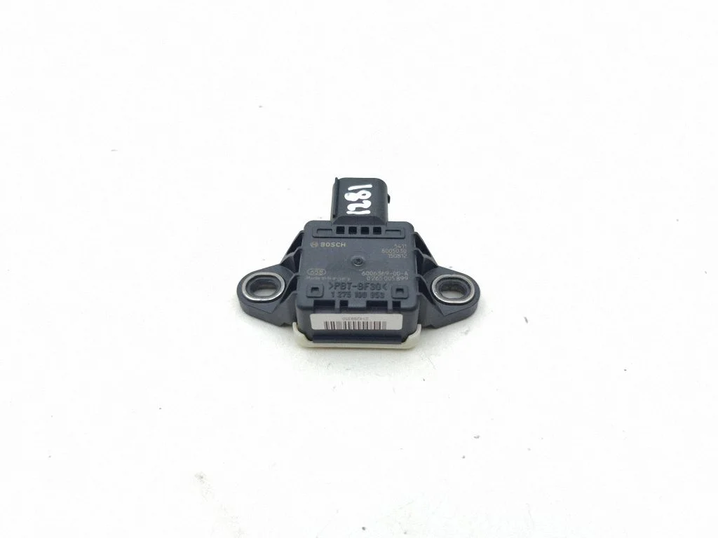 Acceleration sensor – Tesla Model S (2012-)