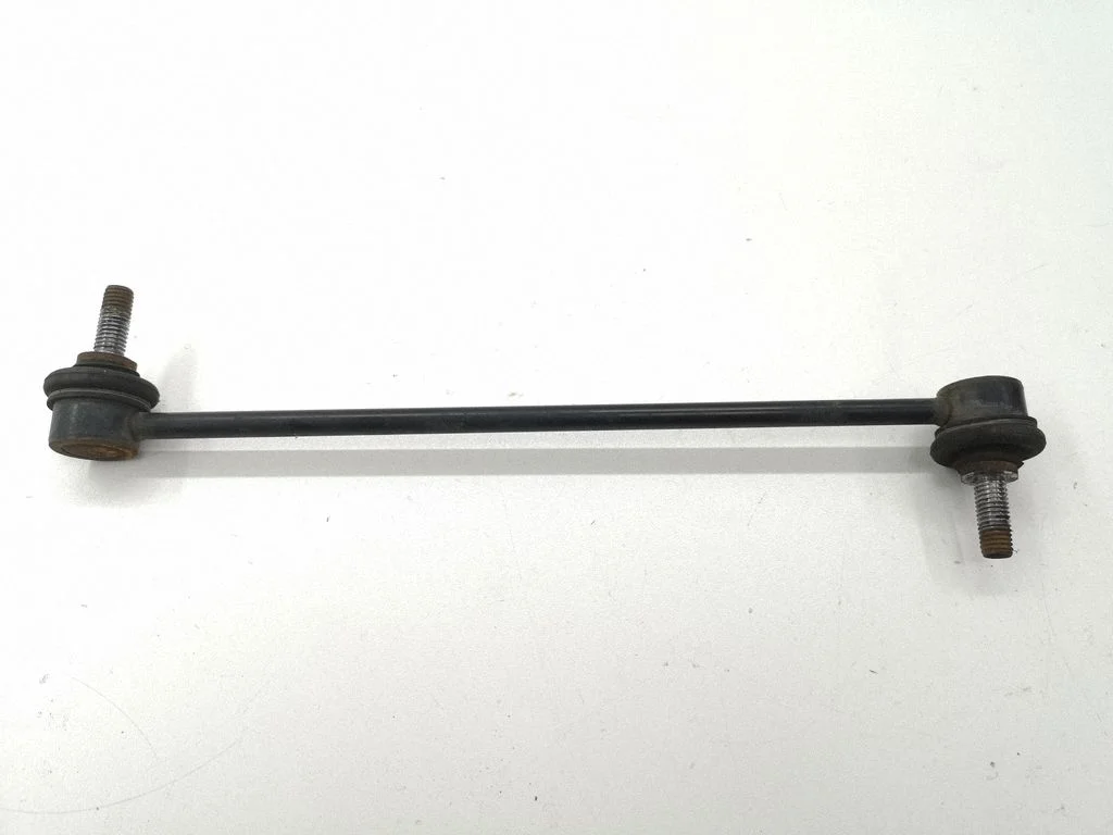 Eesmise stabilisaatori varras (link) – Ford Kuga I (2008-2012)