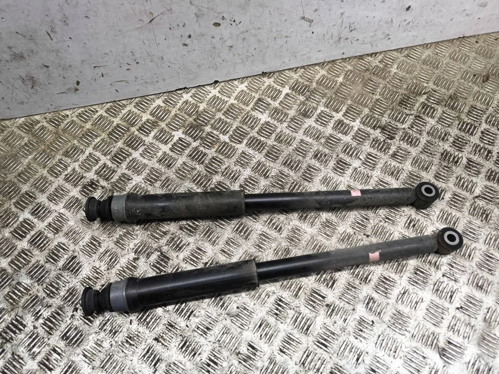 Rear shock absorber/damper