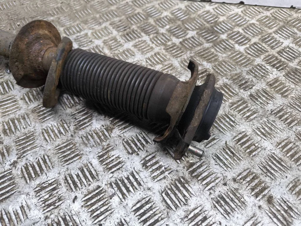 Rear shock absorber/damper 20365CA000