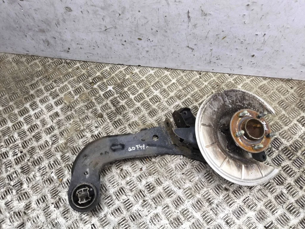 Rear wheel hub JB42830