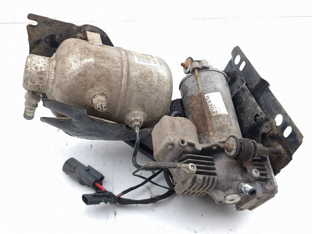 Air suspension compressor/pump 31493491