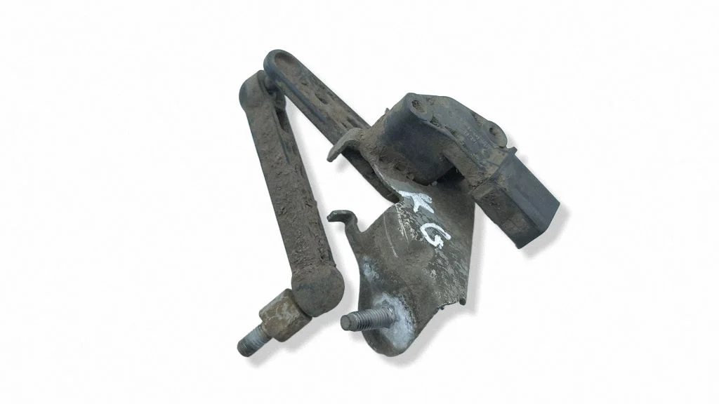 Rear air suspension level height sensor 104497100C