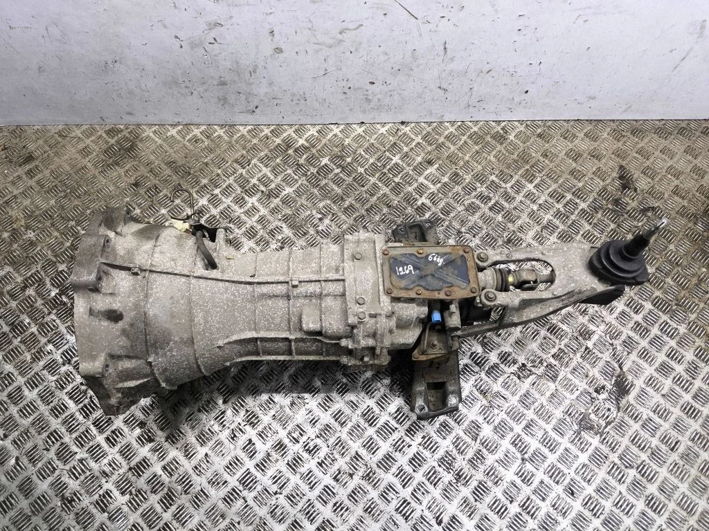 Manual 6 speed gearbox