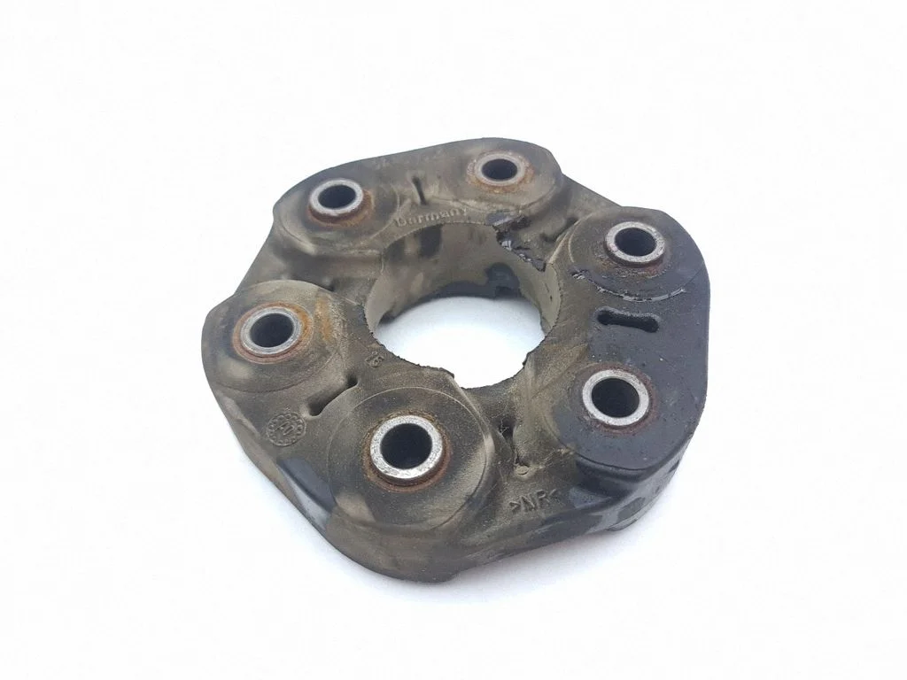 Rear prop shaft donut coupling/joint – Porsche Cayenne (9PA) (2002-2010)