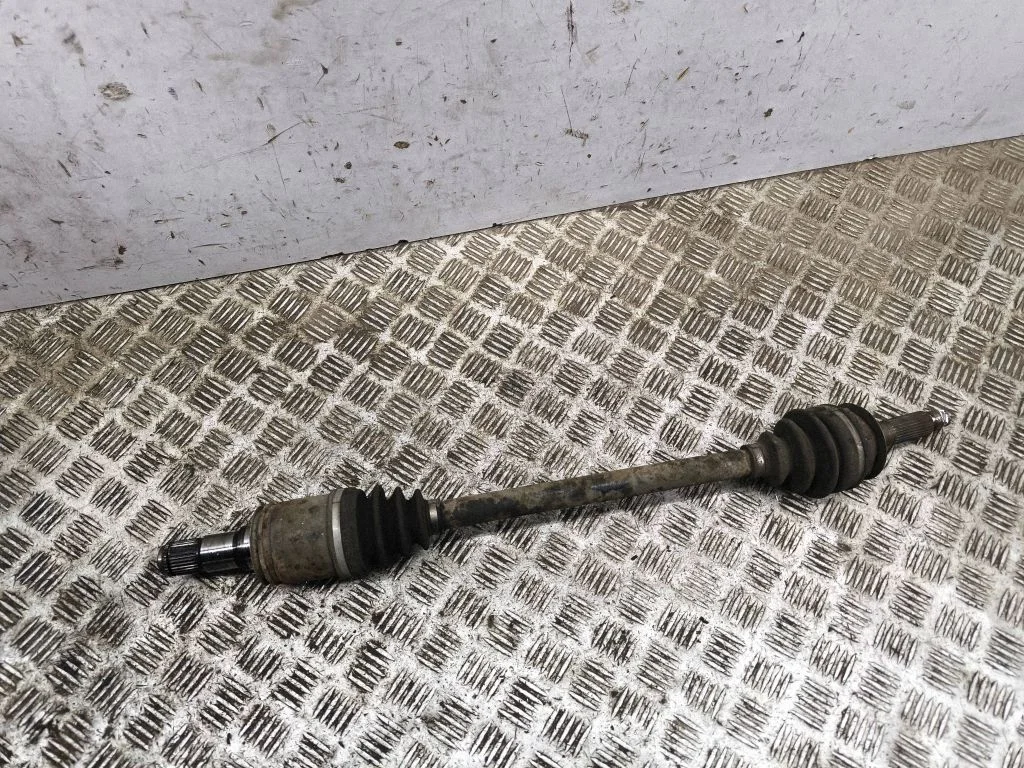 Rear driveshaft – left