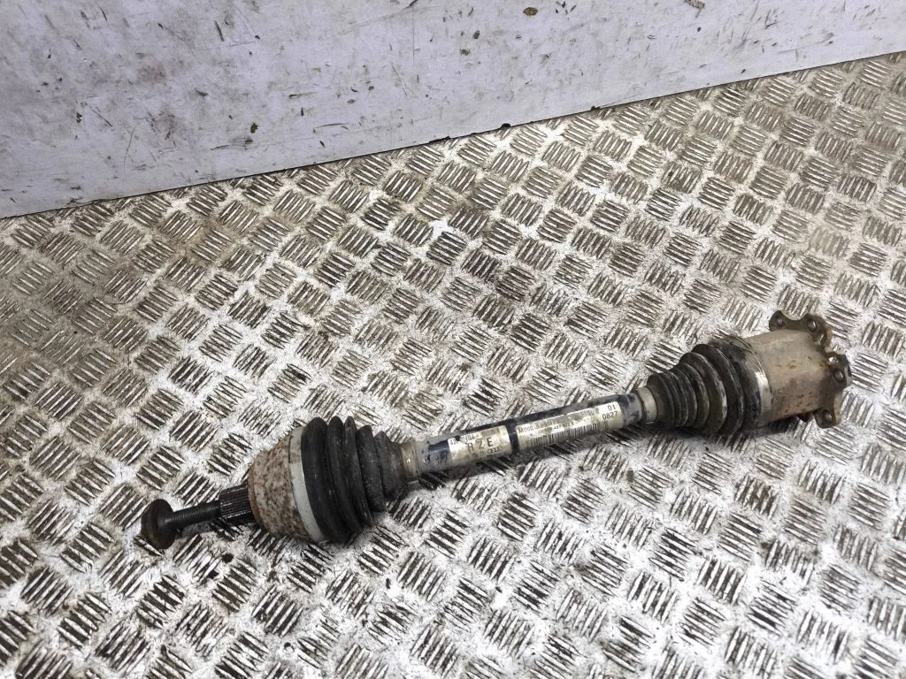 Front driveshaft 3D0407272E