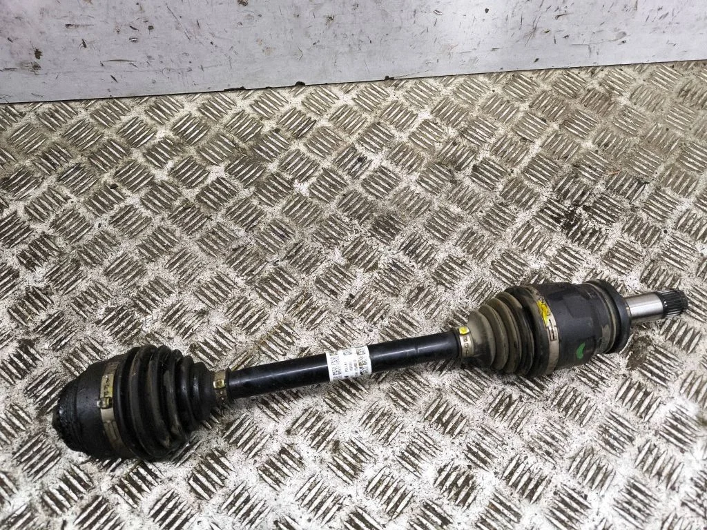 Front driveshaft 9884797