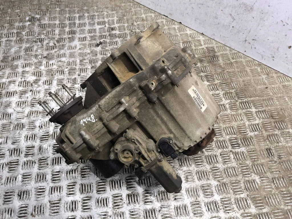 Gearbox transfer box case CPLA7K780AB