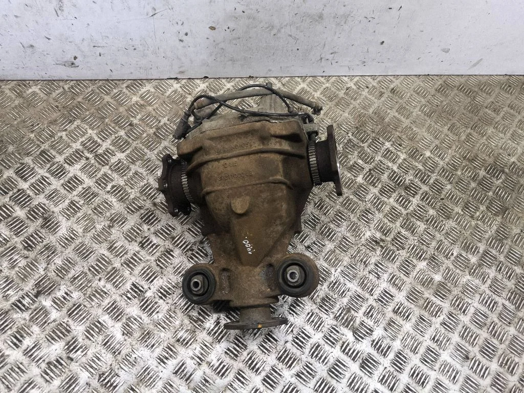 Rear differential 363110C048