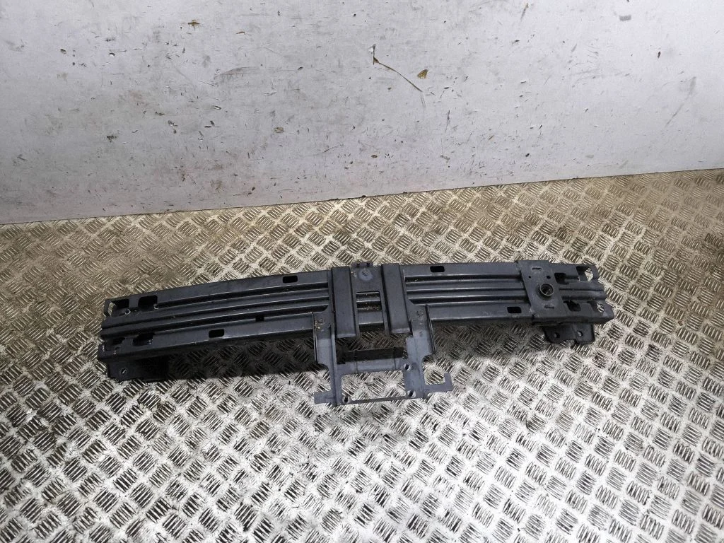 Front bumper cross member