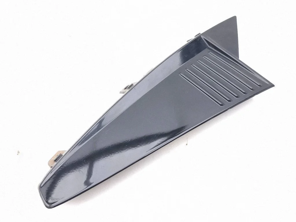 Front bumper splitter molding 9841020680
