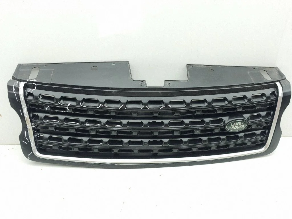 Front bumper upper radiator grill CK528200AA
