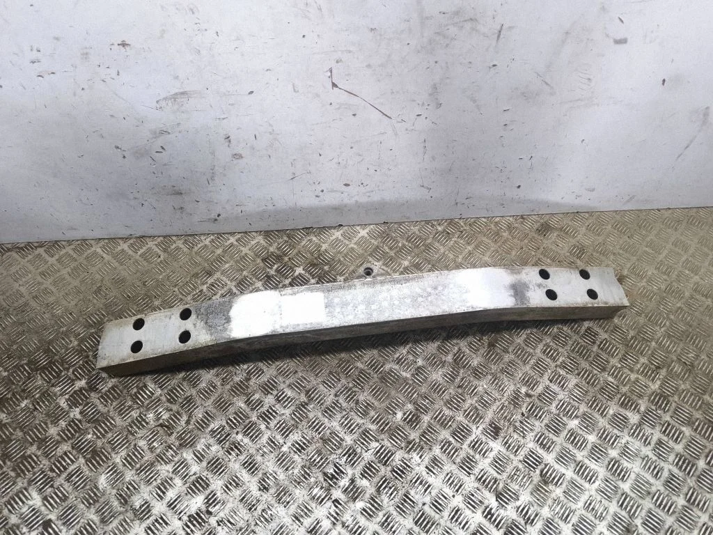Front bumper cross member