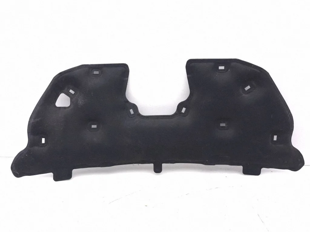 Engine bonnet/hood sound/heat insulation