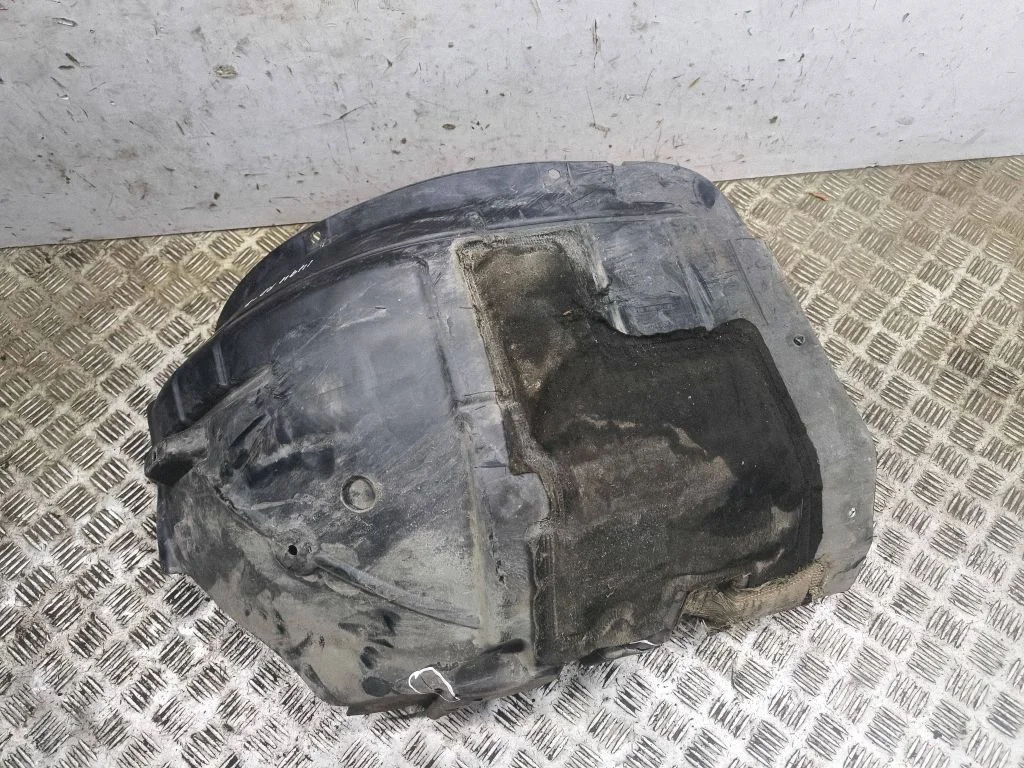 Front wheel arch liner splash guards 670108676