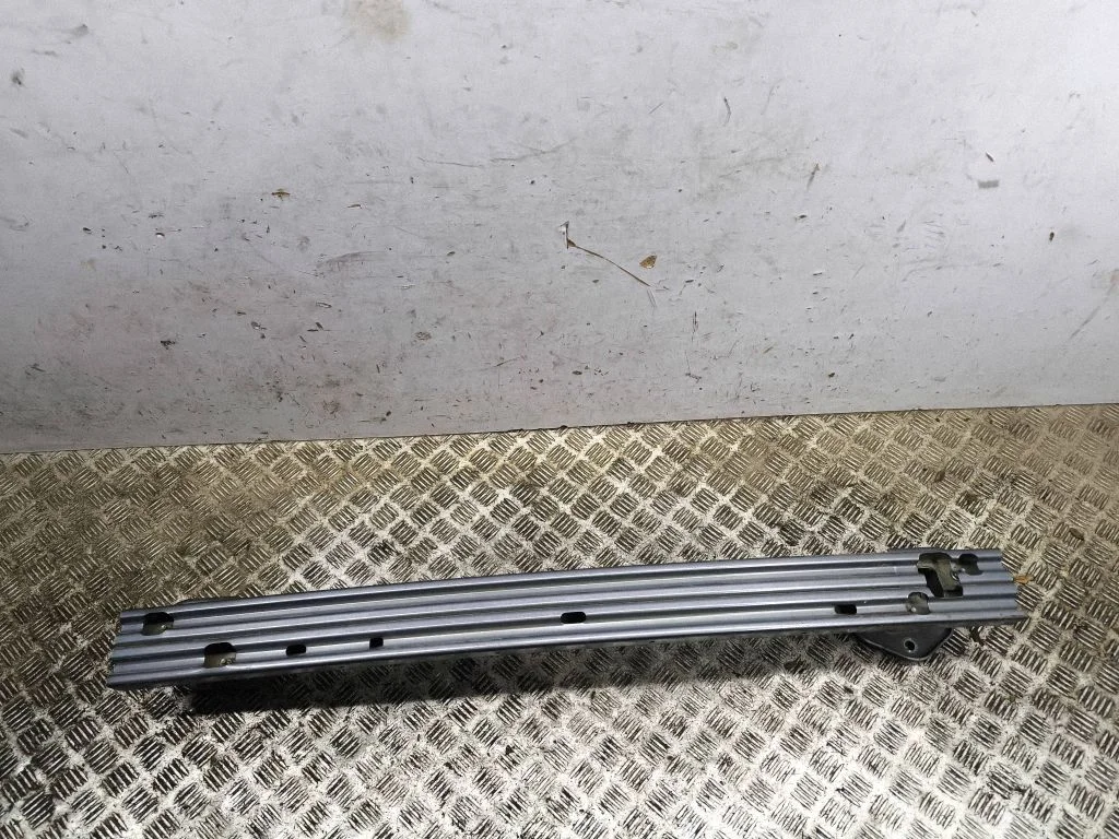 Rear bumper cross member 23946401