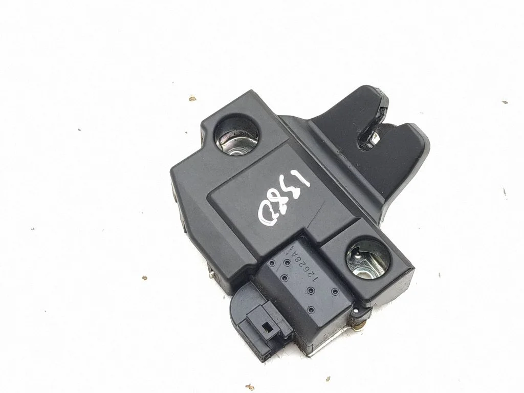 Tailgate/trunk/boot lock/catch/latch 12628A
