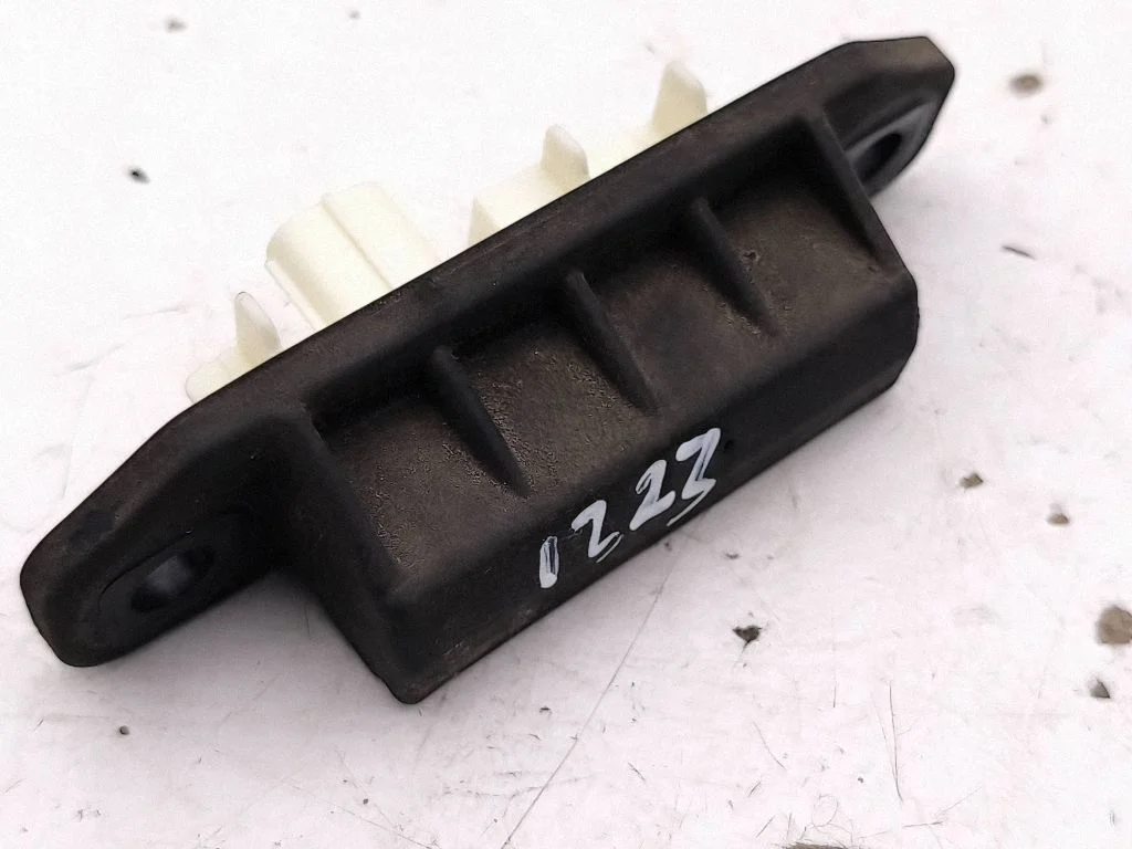 Tailgate/trunk/boot exterior handle 15D356