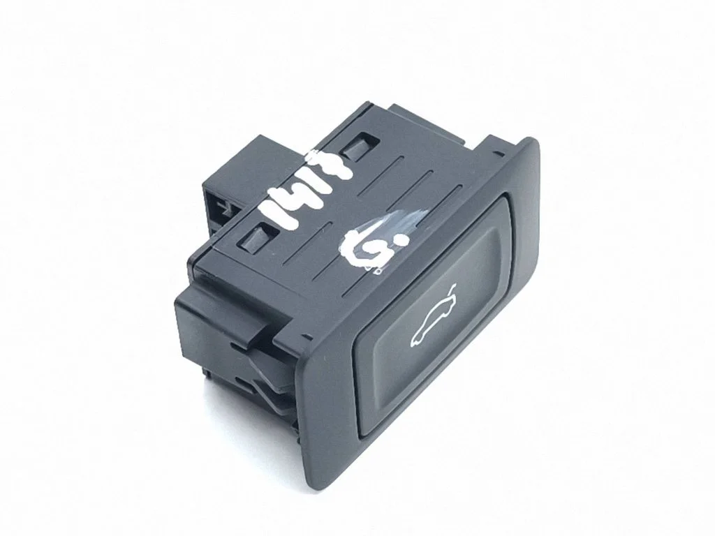 Tailgate/trunk/boot open switch – Audi A5 (2024-)