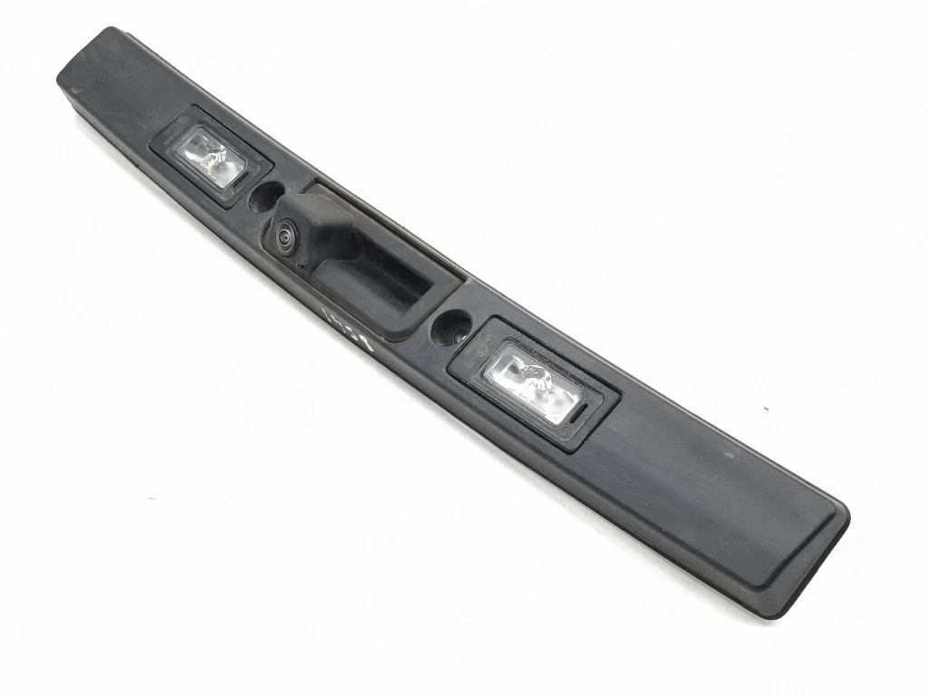 Tagaluugi avamiskäepide (kaameraga) – Ford Explorer EV (2024-)