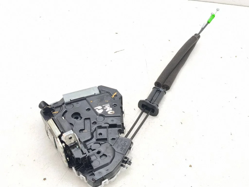 Front door lock 40712204