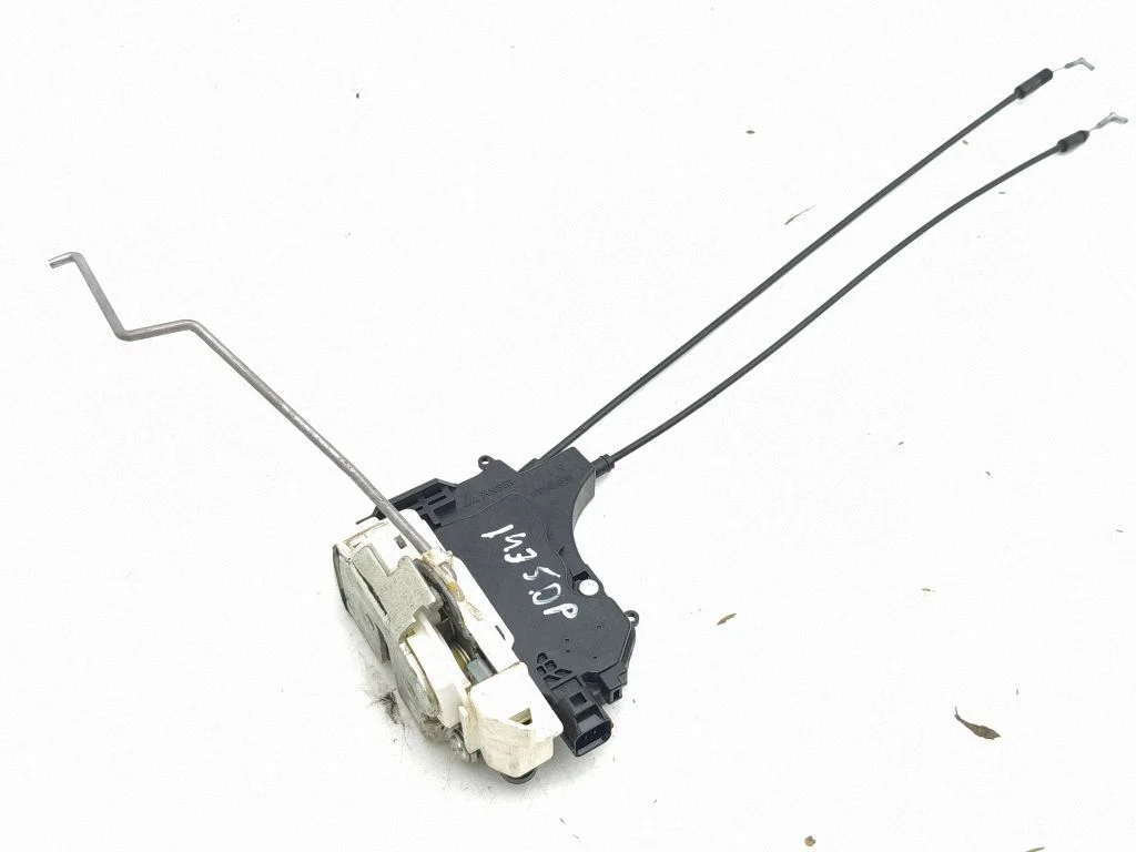 Front door lock – right