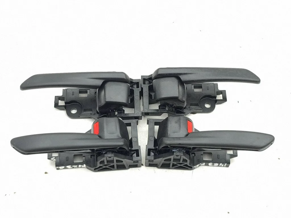 Front door interior handle 6927333060