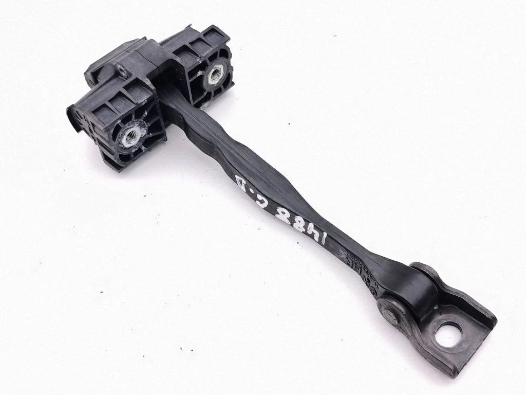 Rear door check strap stopper – Audi Q4 e-tron (2021-)