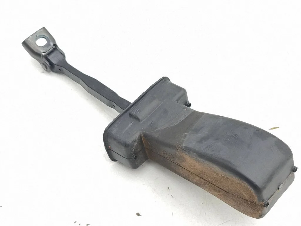 Rear door check strap stopper A1777306400