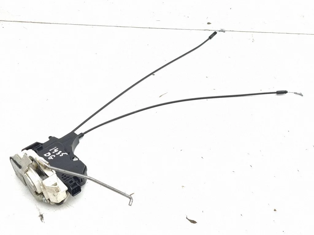 Rear door lock – right