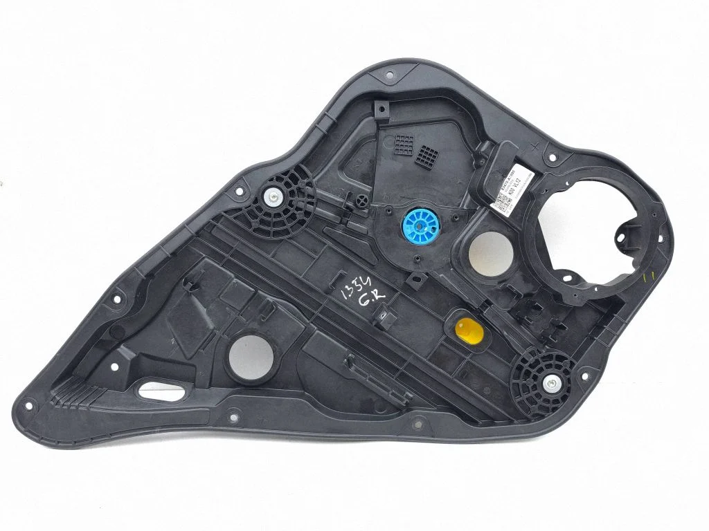 Rear window lifting mechanism without motor 83470AT000