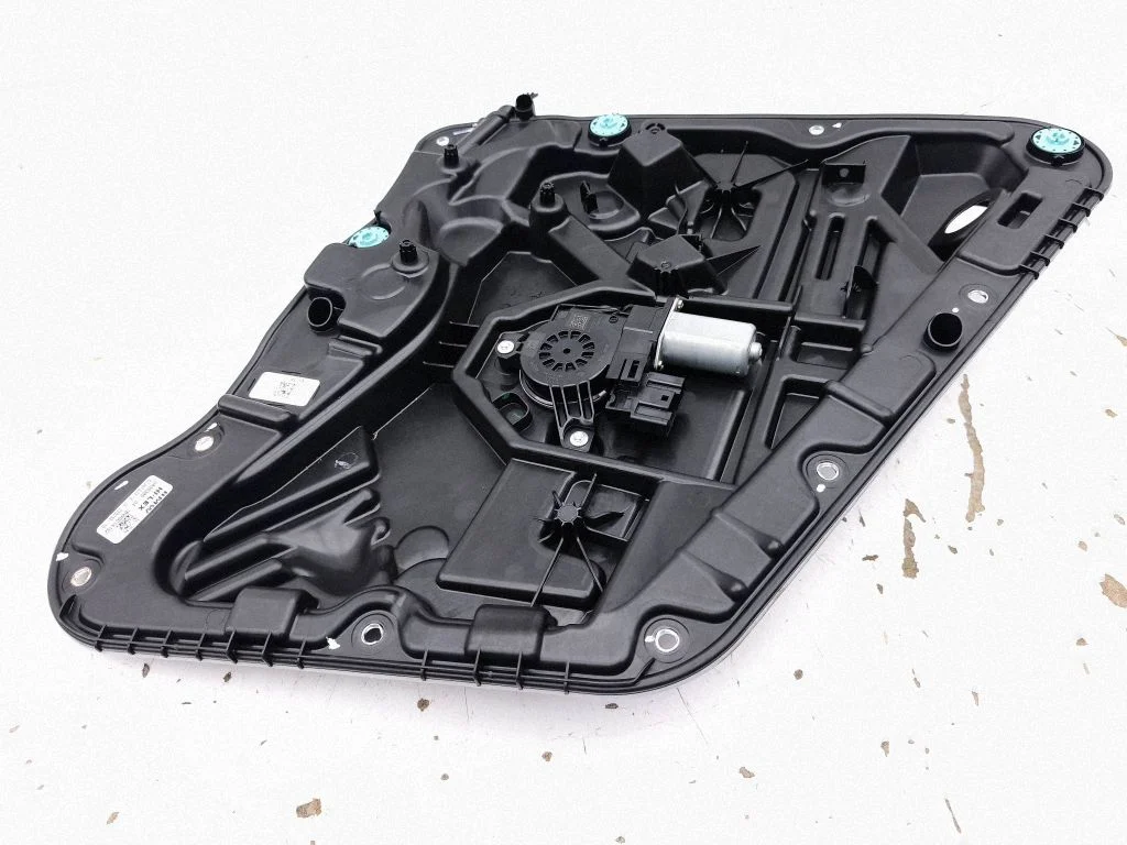 Rear door window regulator with motor 5A30386