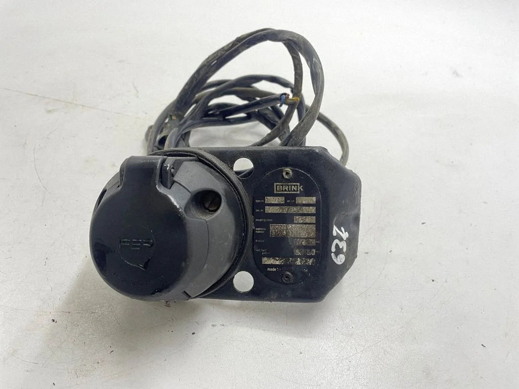 Tow bar electric socket – Mazda CX-5 (2012-2017)