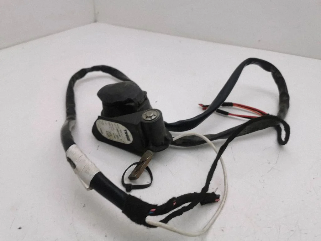 Tow bar electric socket – Volvo V50 (2008-2012)