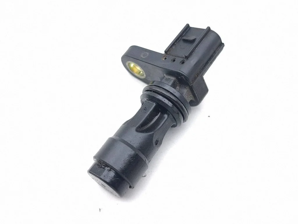 Camshaft speed sensor 12D21