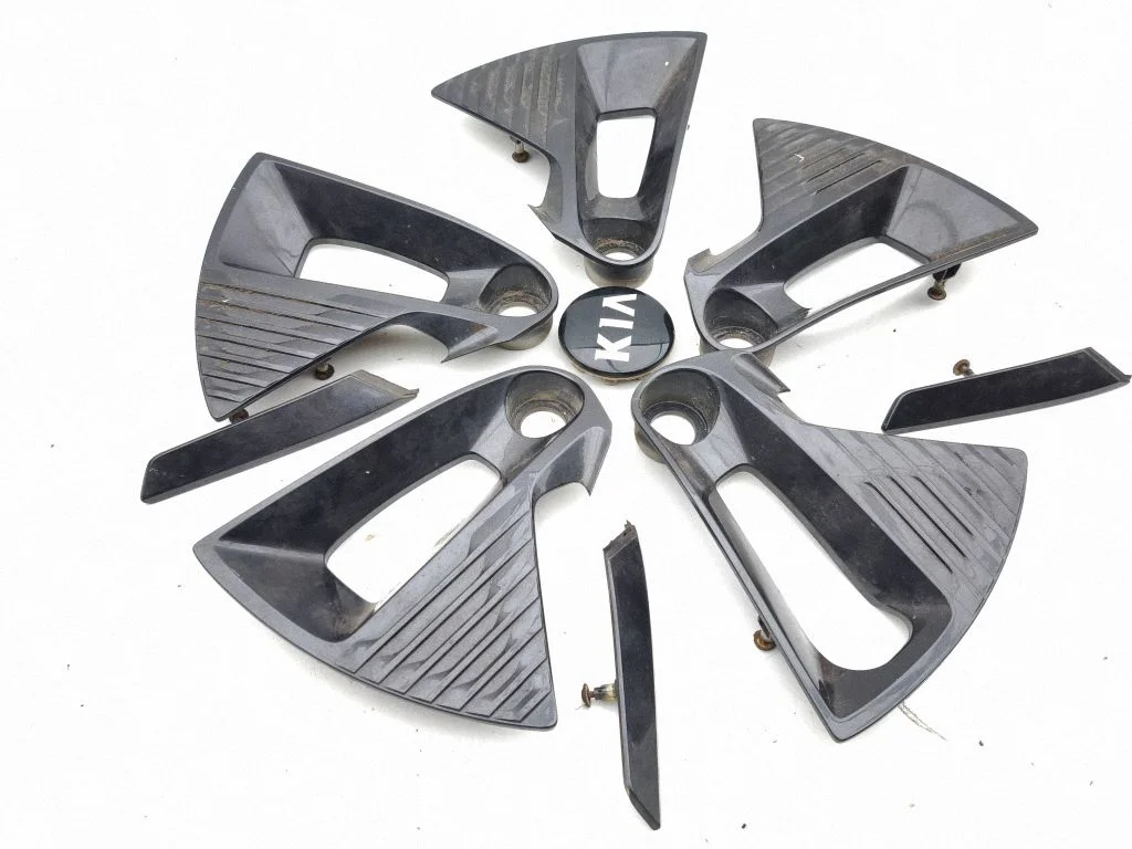 R17 wheel hub/cap/trim – KIA Niro (2016-2022)