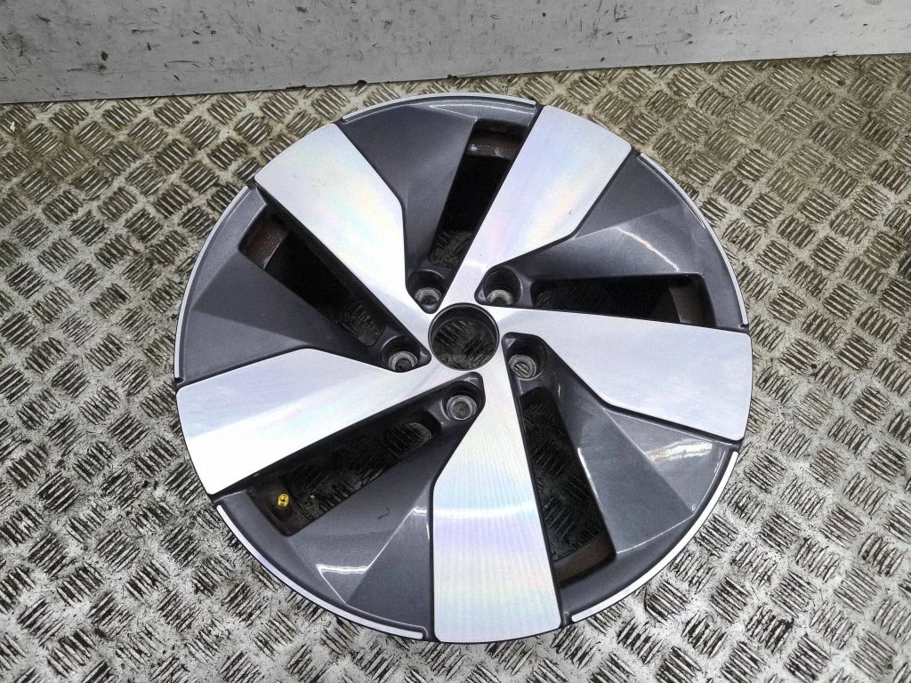Felgi aluminiowe R17 3J0601025B
