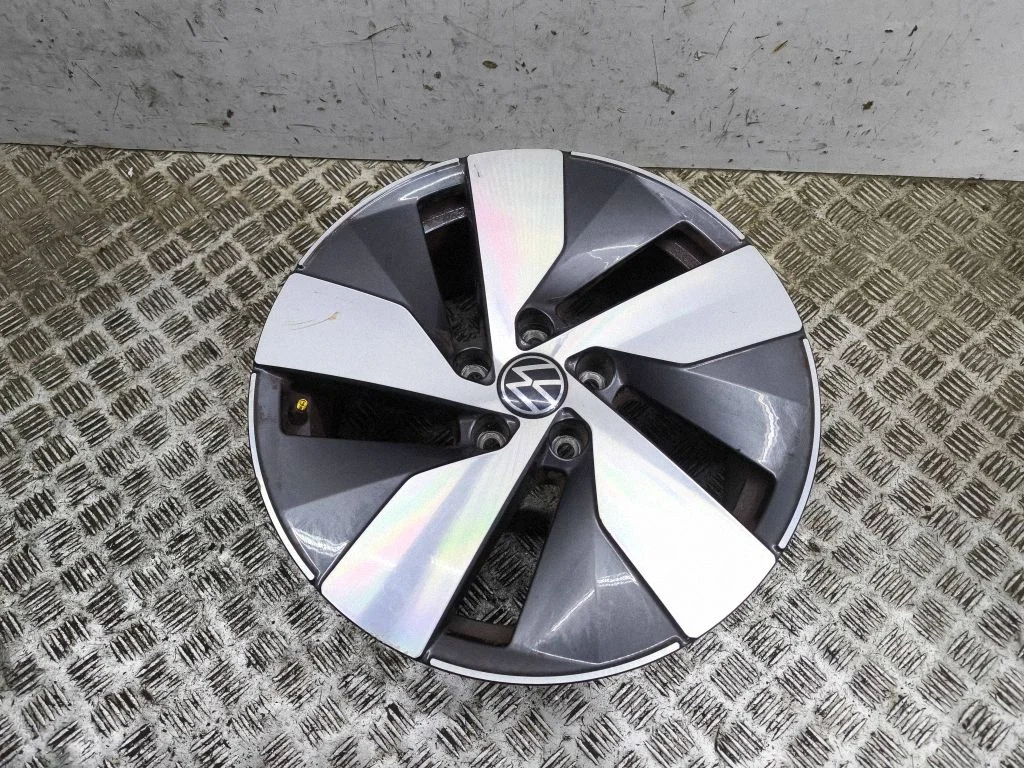 R17 alloy rim 3J0601025B