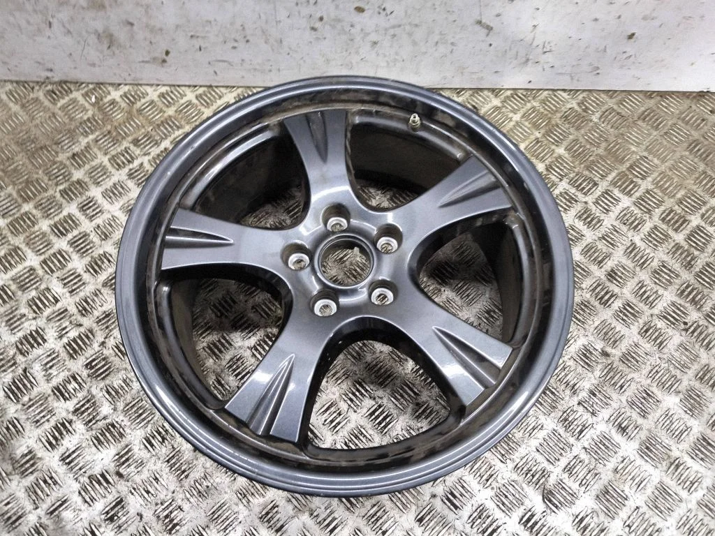 R18 alloy rim
