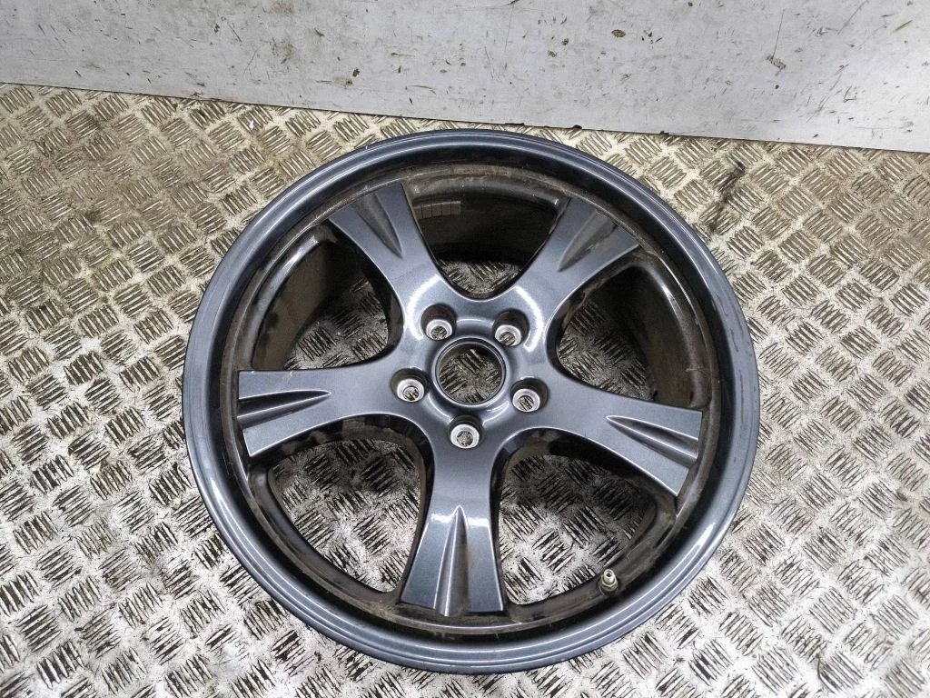 R18 alloy rim