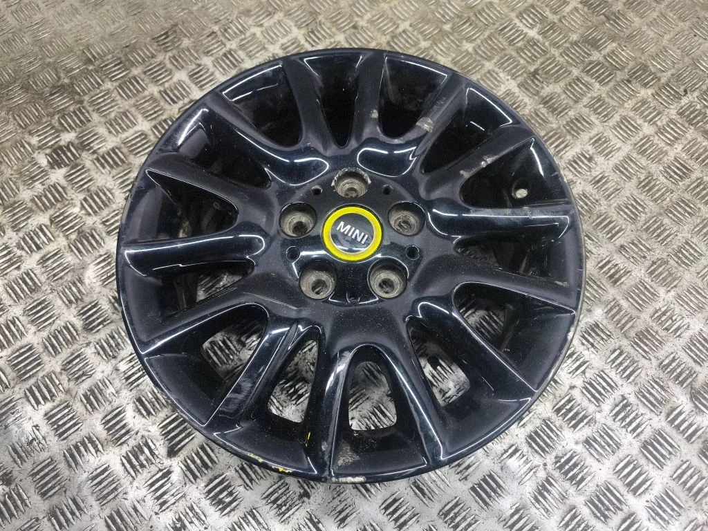 R16 alloy rim 6855106