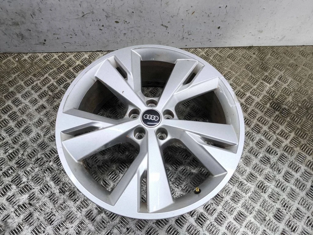 R20 alloy rim 89A601025AP