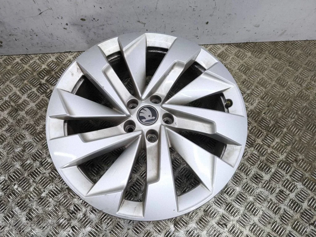 R19 alloy rim 57H601025F
