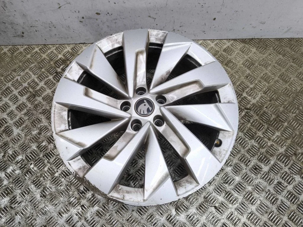 R19 alloy rim 57H601025F