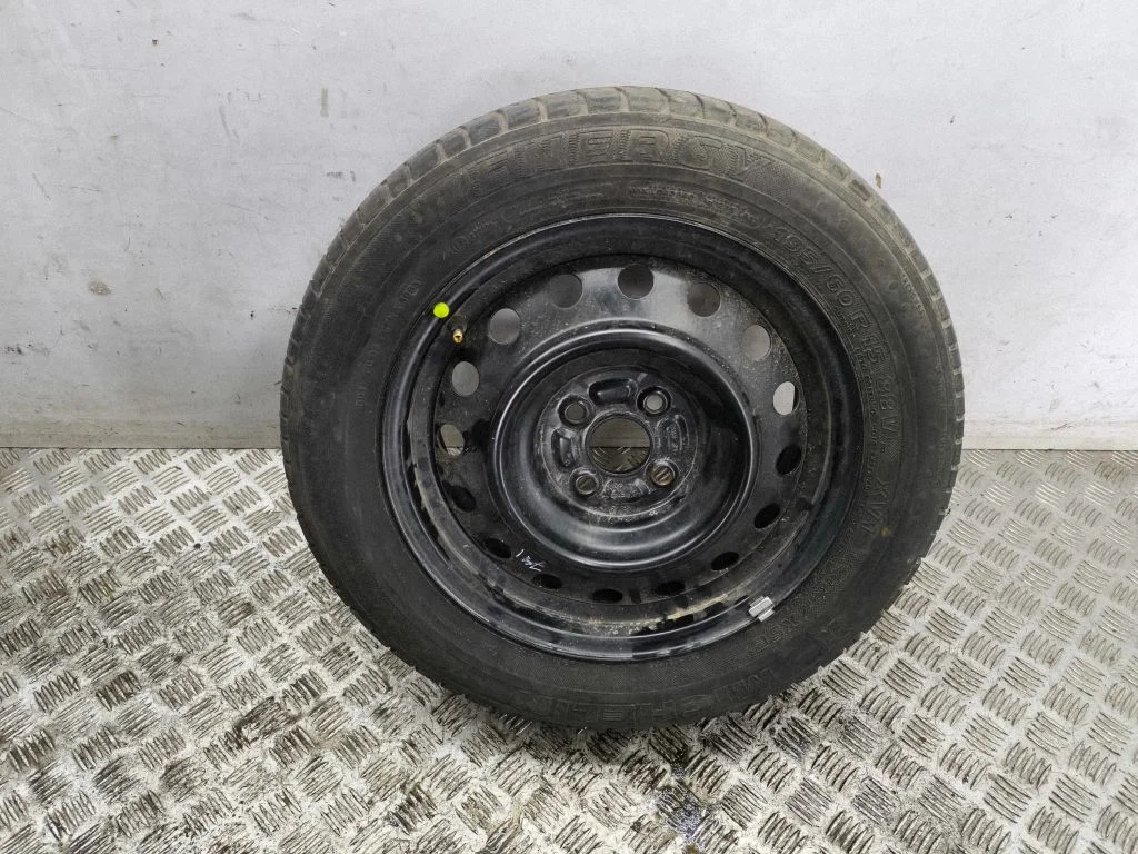 R15 spare wheel – Toyota Matrix (E130) (2001-2008)