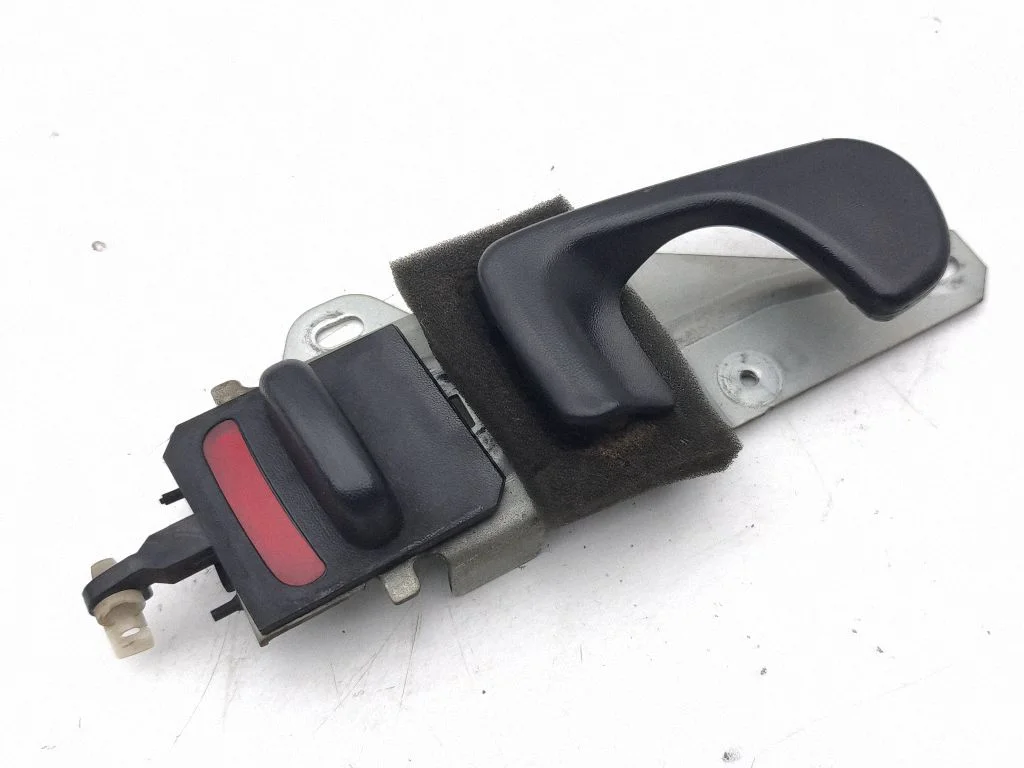 Front door interior handle – right