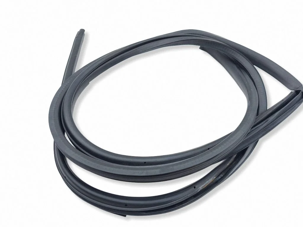 Front door rubber seal – left
