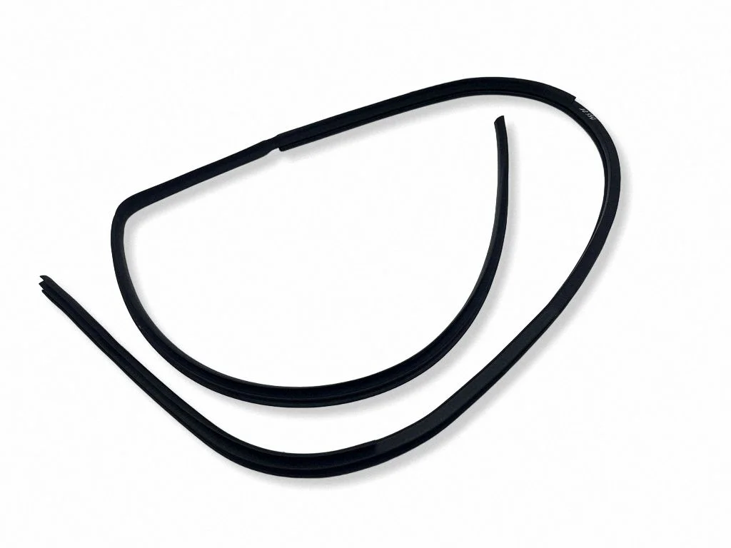 Esiukse tihend (kere pool) – parem