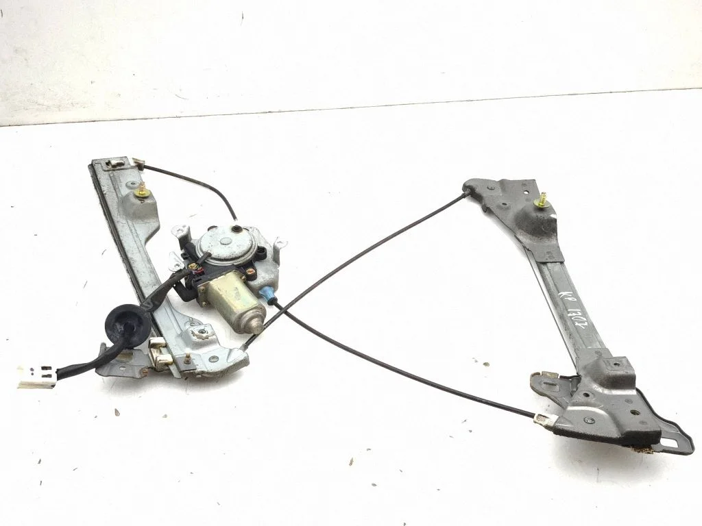 Front door window regulator with motor 80731CD001